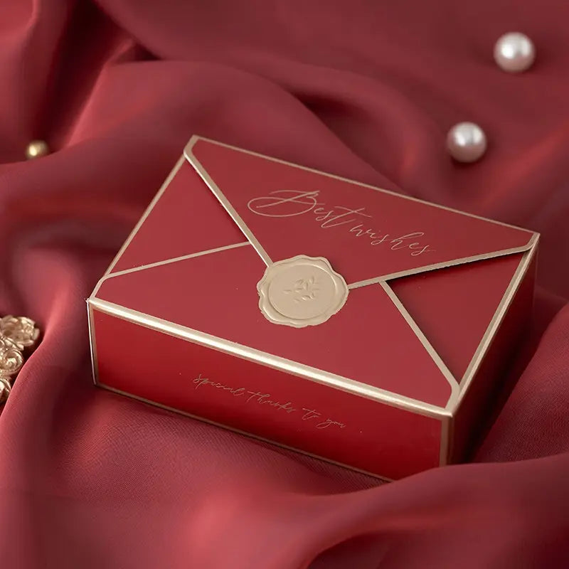 Best wishes favor box in beige,red and blue